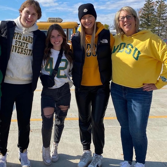 NDSU women’s hoodie - Picture 6 of 6